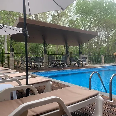 Park And Pool